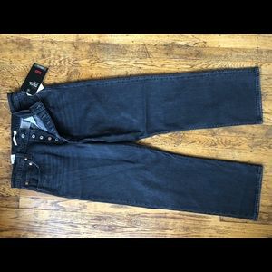 New with tags Levi's dark wash ribcage straight jeans. 31" waist x 29" length
